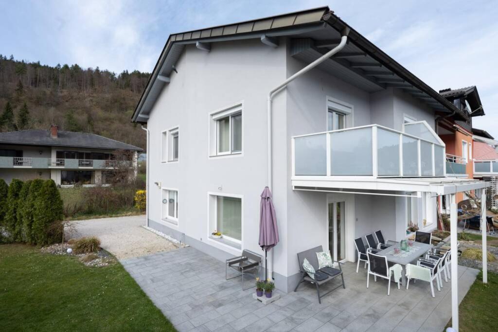 Schoenes Ferienhaus Mit Garten Пёрчах-ам-Вёртерзе Экстерьер фото